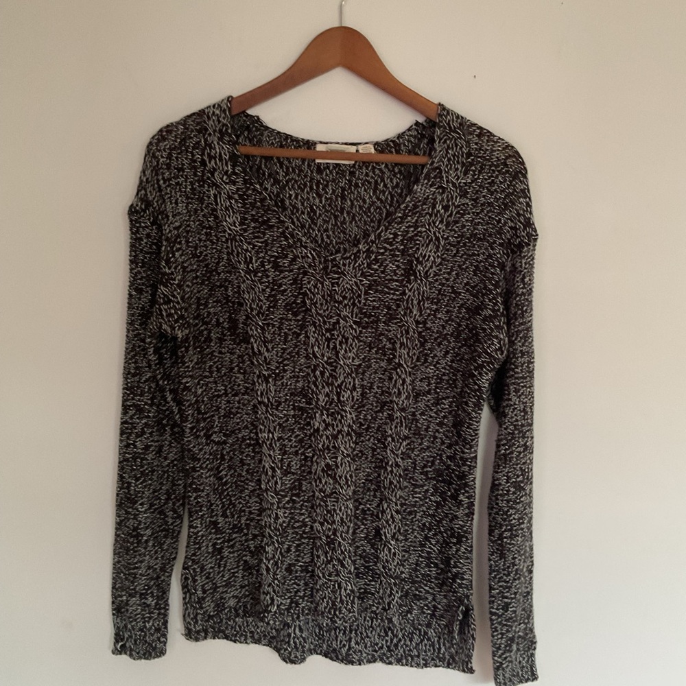 Black and White V-Neck Knit Sweater